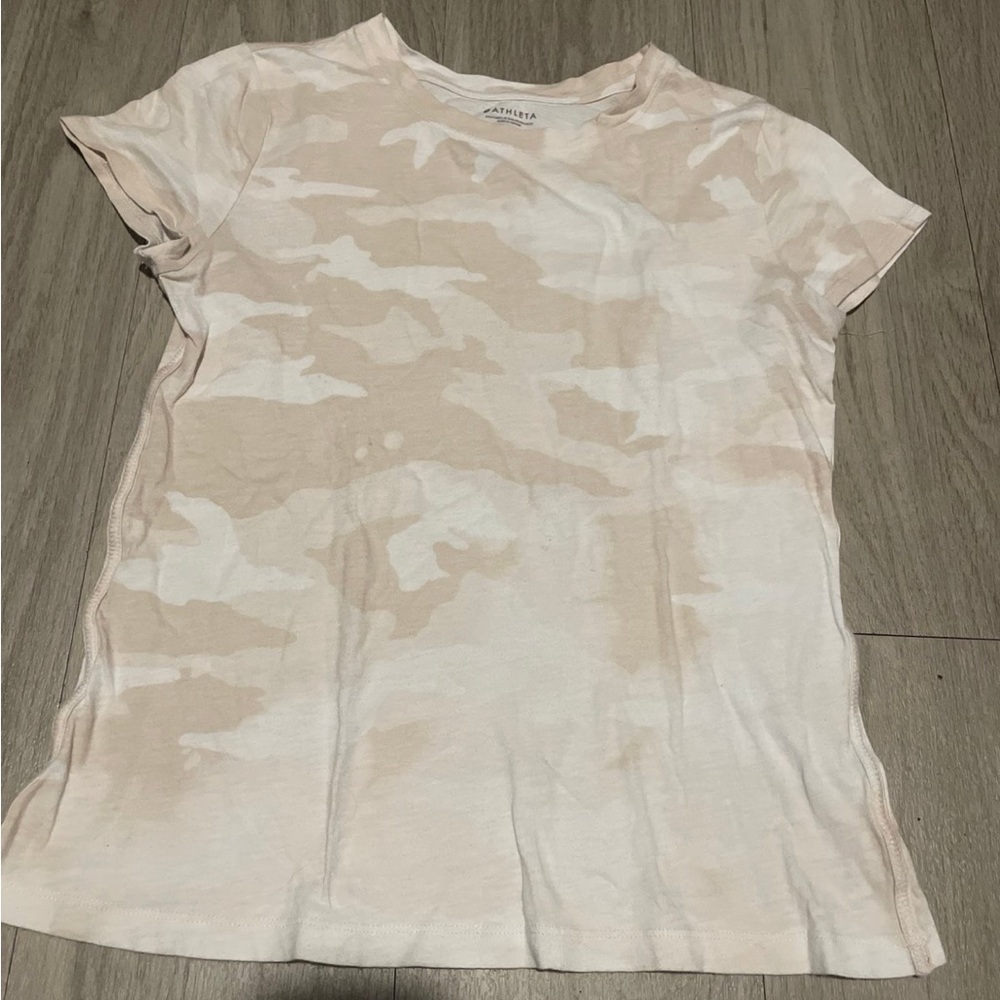 Athleta Cream and Tan T-Shirt